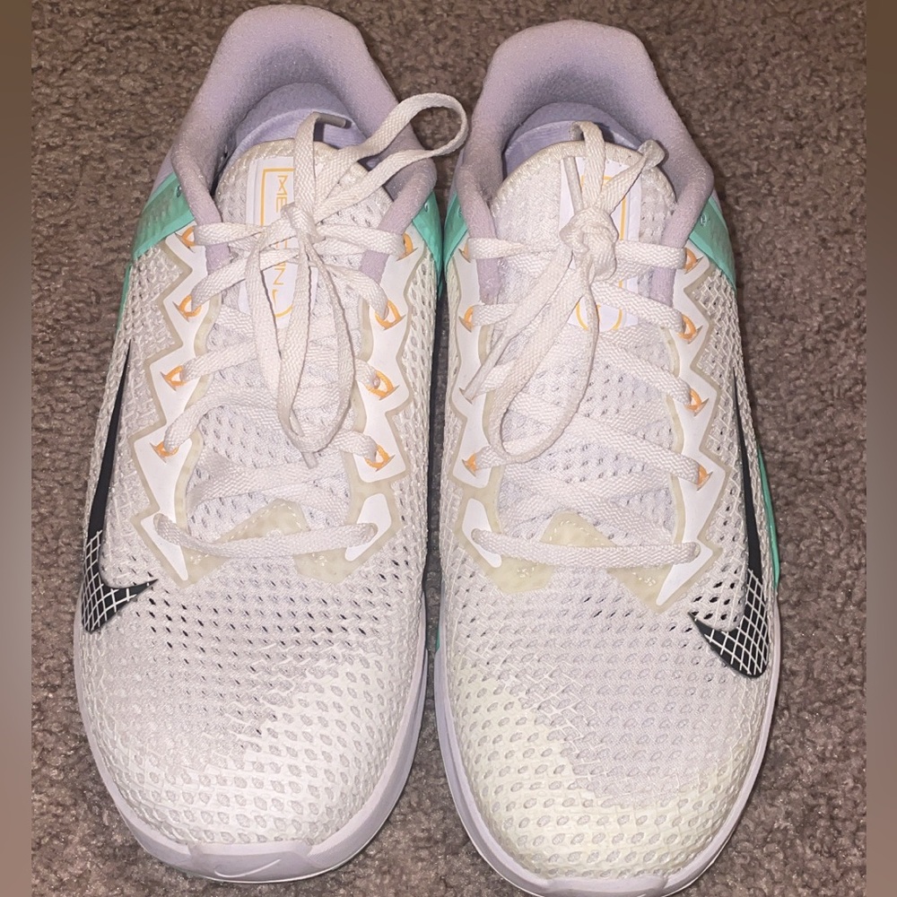 Nike Women's White and Teal Athletic Shoes